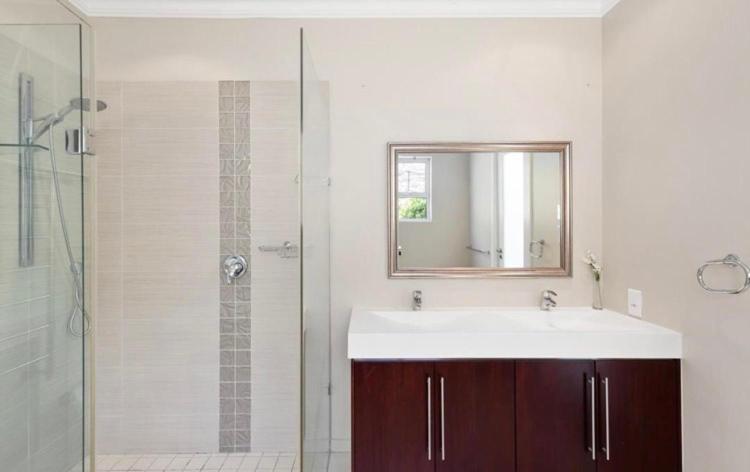 House Havana 6 Bedroom Villa, Camps Bay Holiday home *